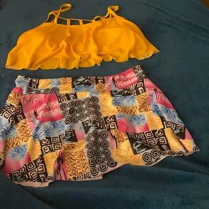 Colorful 2 pc swim suit 🌼